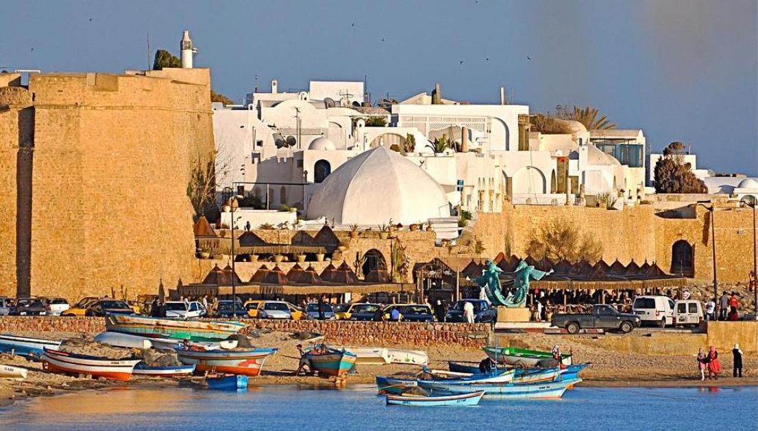 Pentru pasionaţii de călătorii: Între Tunis şi Hammamet | Antena 1