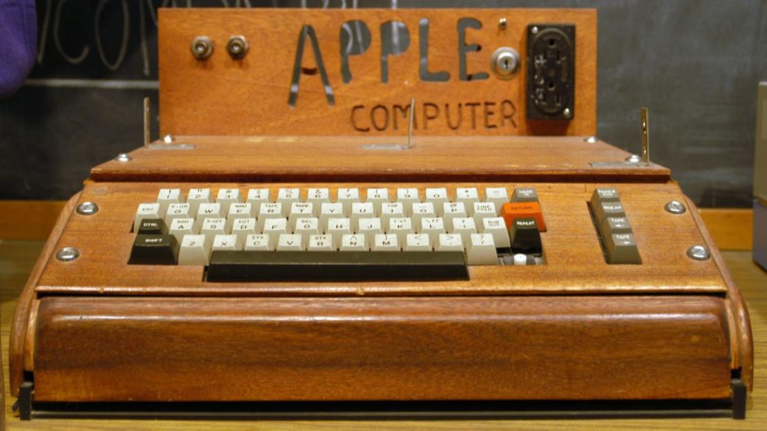 Primul computer Apple, vândut pentru o sumă uriașă | Antena 1